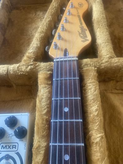 vintage series strat