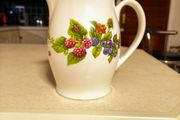 medium sized jug by Meakin/Wedgwood