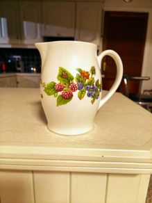 medium sized jug by Meakin/Wedgwood