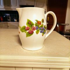 medium sized jug by Meakin/Wedgwood