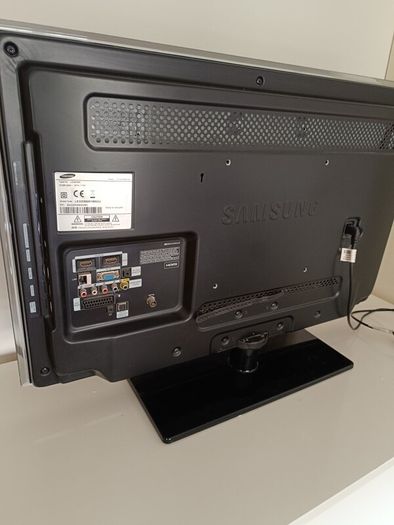 Samsung 32" TV