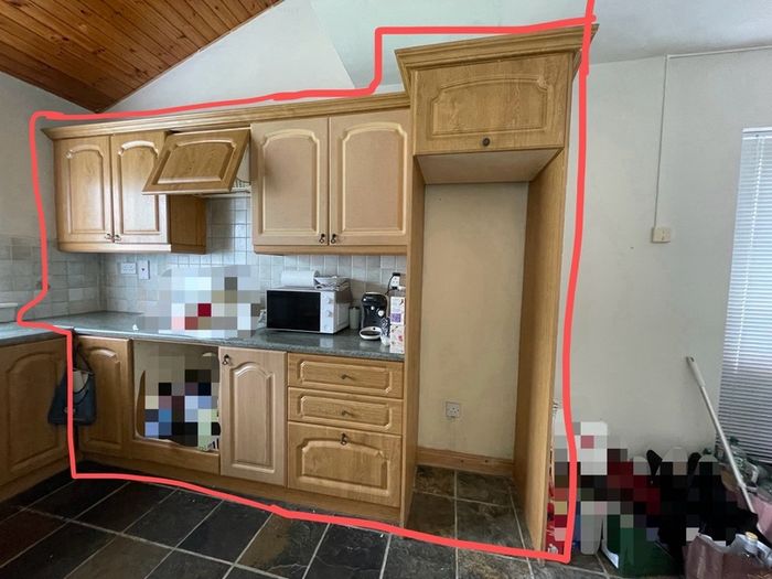 kitchen cabinet