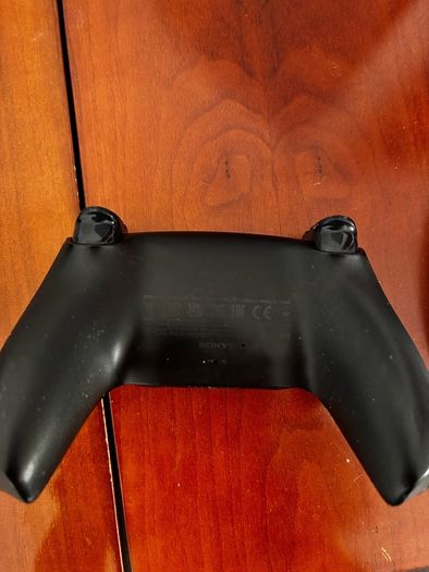 PS5 disk version with two controllers