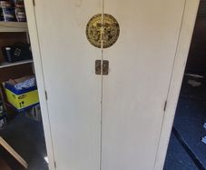 Beautiful Neat Wardrobe