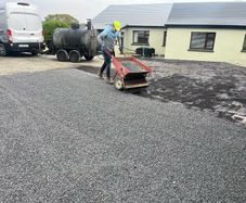 Tar and chipped driveways