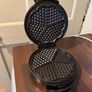 Waffle maker Image 2