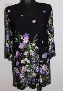 Klaus Modelle black floral top size UK16 EU44 postage included
