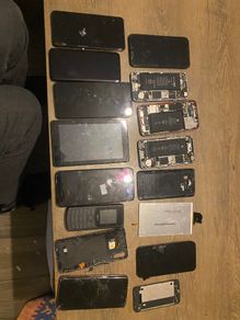 Phones for parts/repair.