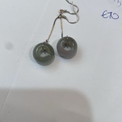 Jade earring with sterling silver