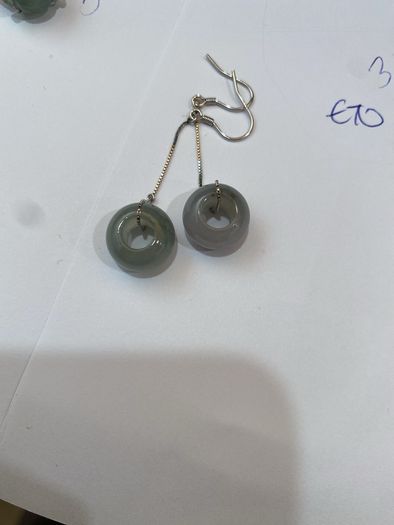 Jade earring with sterling silver