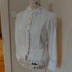 Size 8 Savida White Blouse