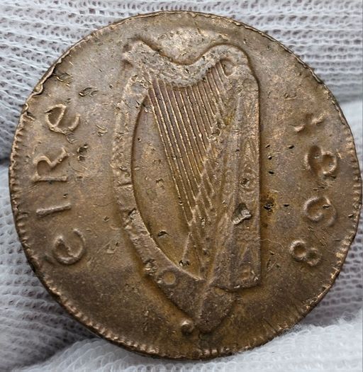 Ireland 1968 1d Penny Mint Error Struck on Defective Planchet Tin Planchet