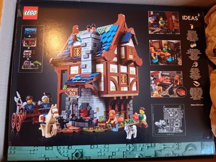 LEGO 21325 Medieval Blacksmith