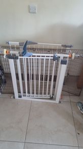baby proof 3 stair gates and 1 fire gaurd