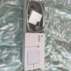 Apple 60W MagSafe2 Power adapter
