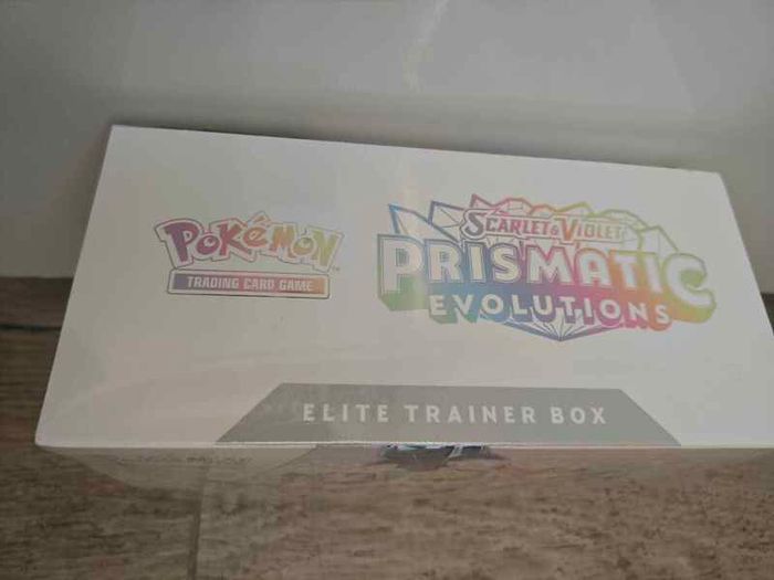 Pokemon Prismatic Evolutions ETB Sealed