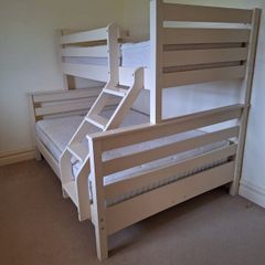 Treble bunk beds