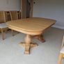 dining table and chairs Image 3