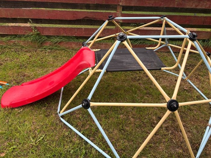 kids climbing frame