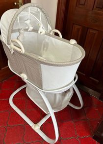 Purflo PurAir bassinet with Stand