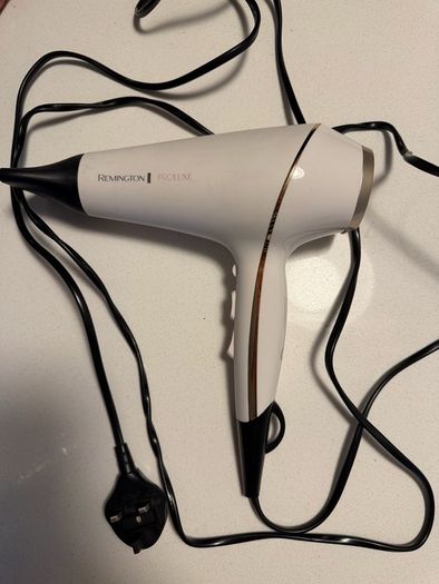 Hairdryer