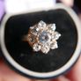 Vintage 9ct Yellow Gold 375 Cubic Zirconia Cluster Ring 5.0g Image 2
