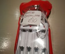 AA/AAA Battery Charger