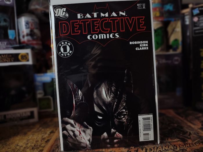 Detective Comics ! Batman ! Issues #817 and #818 ! 2nd Printing Two-Face and Batman Matching Covers ! First Appearance of Tally Man, Jamie Harper and Death of KGBeast ! 2006 ! by DC Comics !