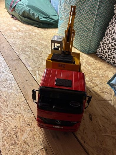 Bruder Digger Set/Lego Advent Calendar