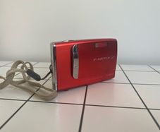 Fujifilm Digital Camera FinePix Z10fd 7.2MP Red Working No Charger