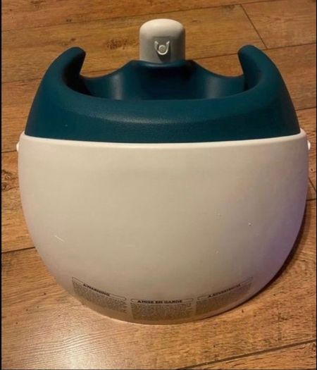 seat with tray