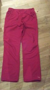 puma red bottoms size M