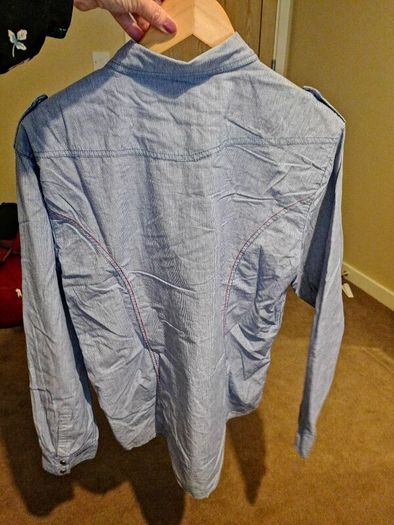 beautiful new mens Dunnes shirt