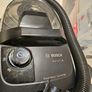 Bosch Serie 4 Bagless Image 2