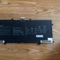 ASU's Model: UX325E Notebook PC battery