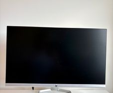HP 24 Full HD IPS Monitor