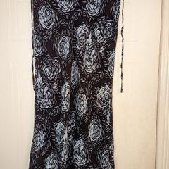 beautiful floral maxi skirt. Light and fully lined. Perfect for summer