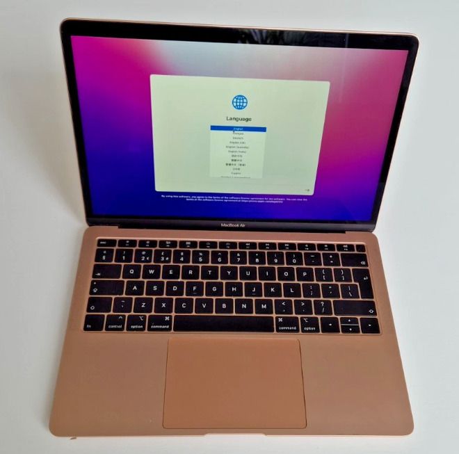 2019 Apple MacBook Air Retina 13" 8GB RAM 128GB SSD A1932 Gold