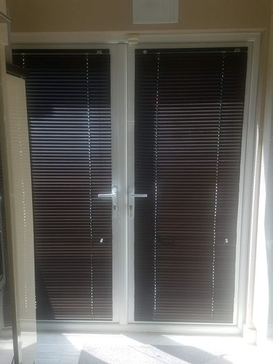 venitian blinds