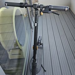 Segway Ninebot e scooter (electric scooter)