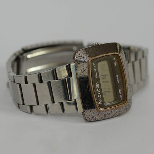 Vintage Accurist LCD Quartz Watch