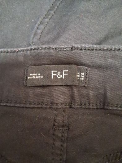 Black jeans size 18