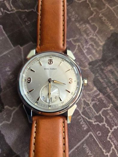 Bantany 36mm sub second vintage styled watch S4108