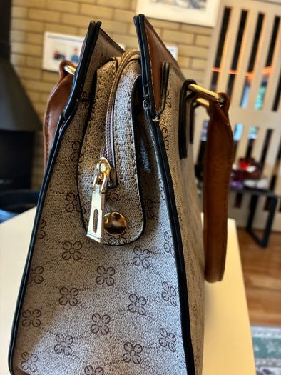 ladies handbag