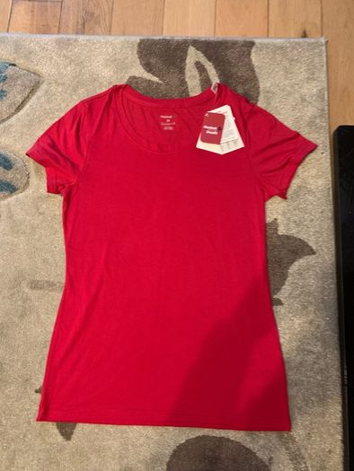Reebok top