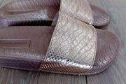 Ladies Sliders UK3