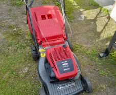 mountfield selfdrive lawnmower