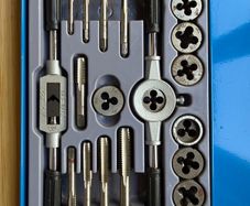 Tap & Die Set