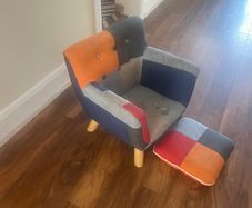 toddler armchair