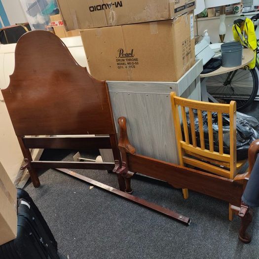 bed frame single